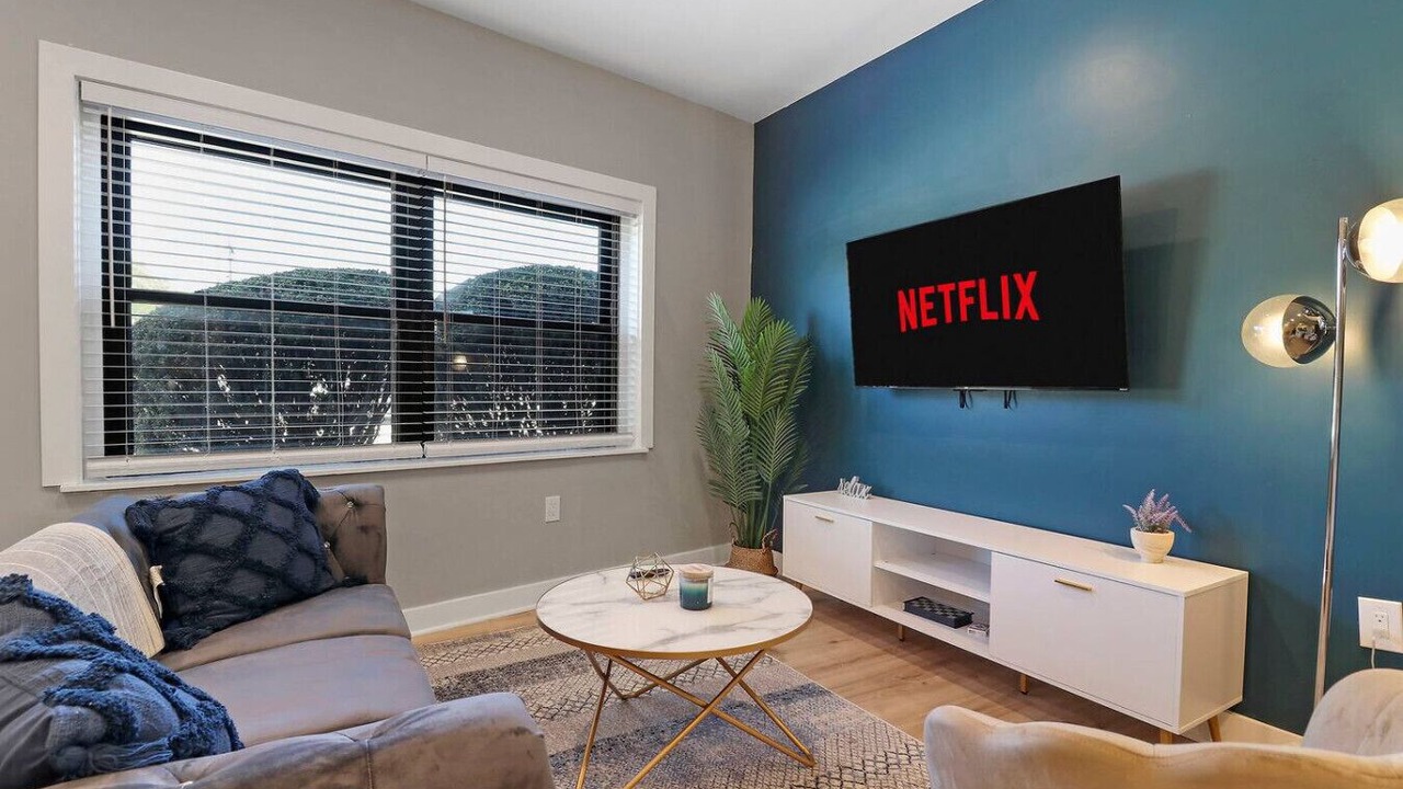 Photo of Bedroom in Lisle