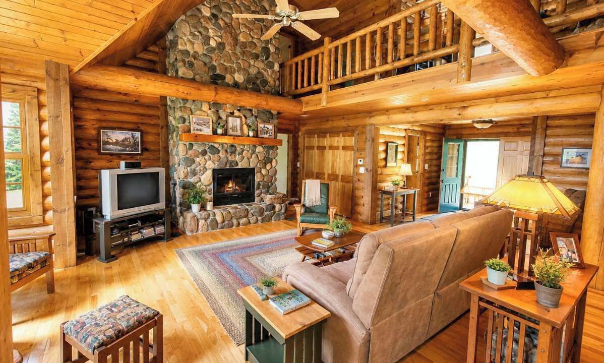 Photo of Livingroom in Three Lakes