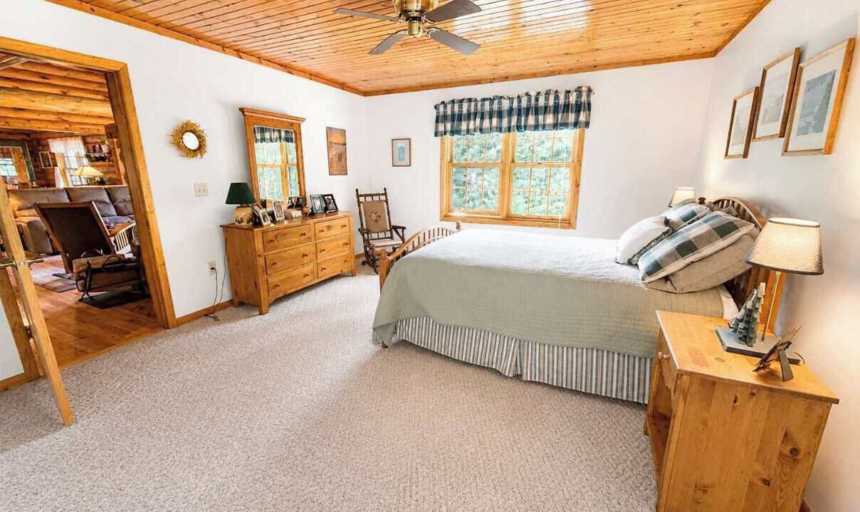Photo of Bedroom in Three Lakes