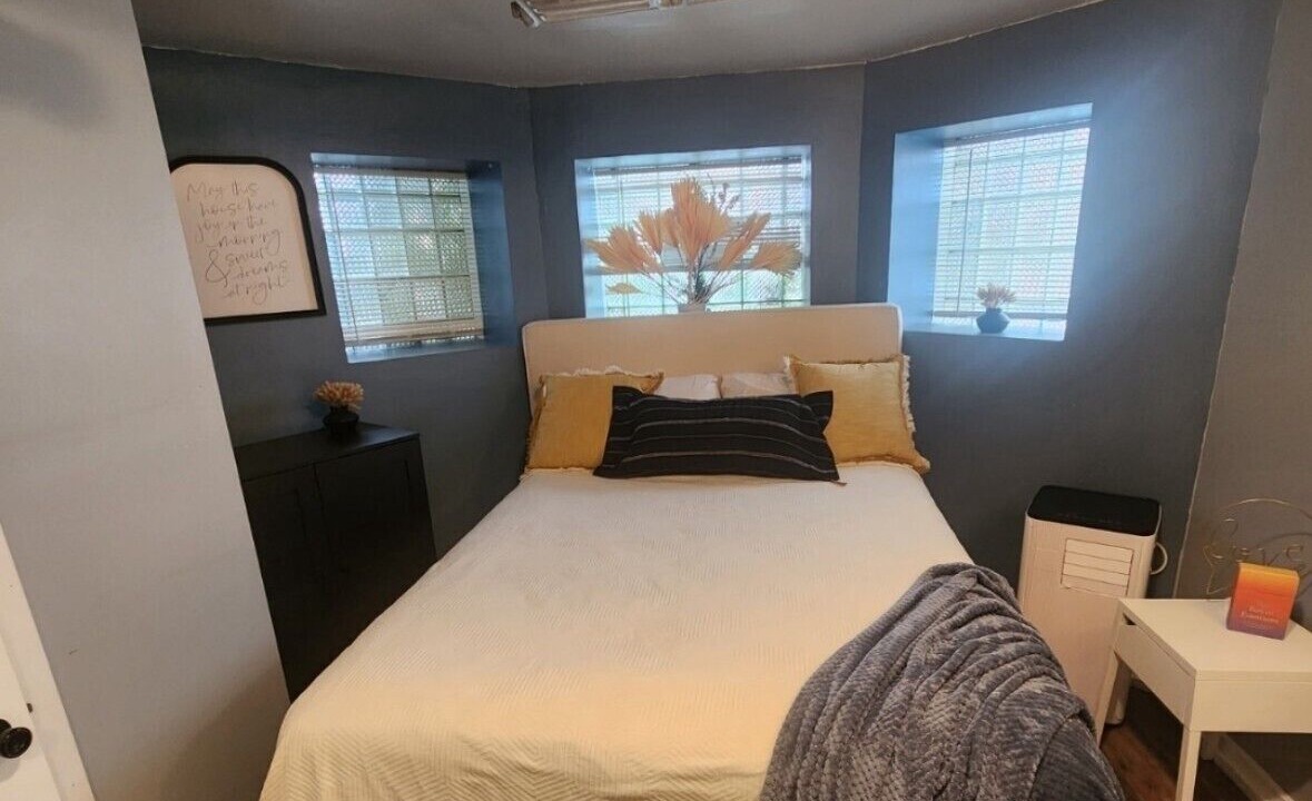 Photo of Bedroom in Woodlawn