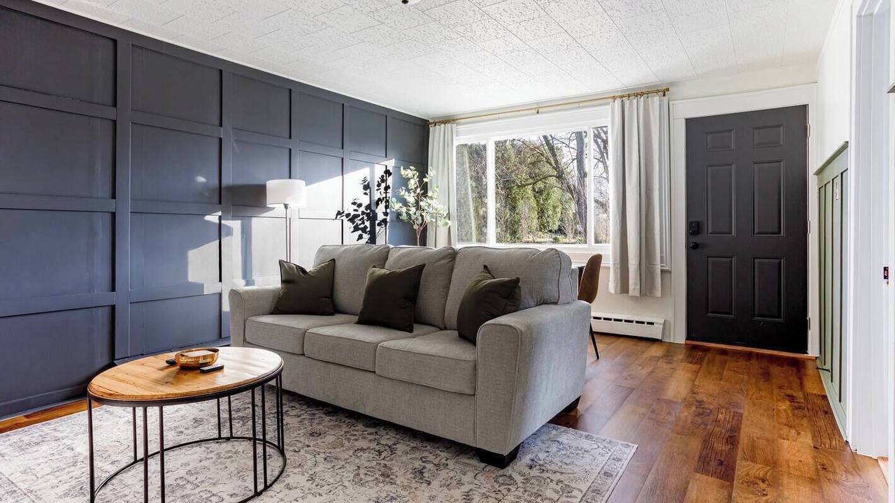 Photo of Livingroom in Lockport