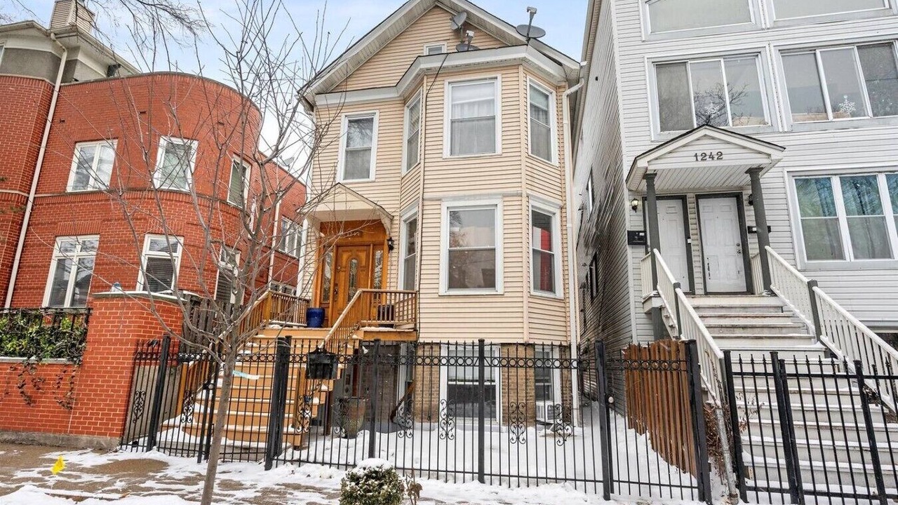 Photo of Outdoor in Lakeview