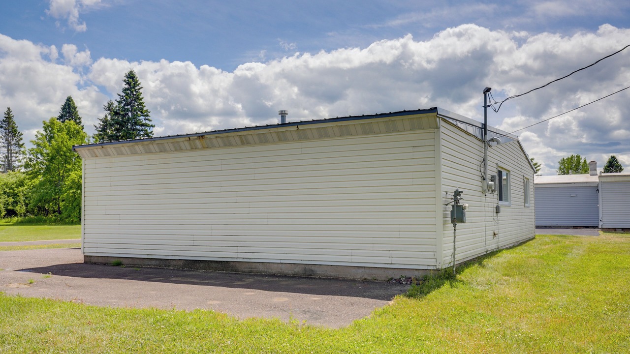 Photo of Outdoor in White Pine