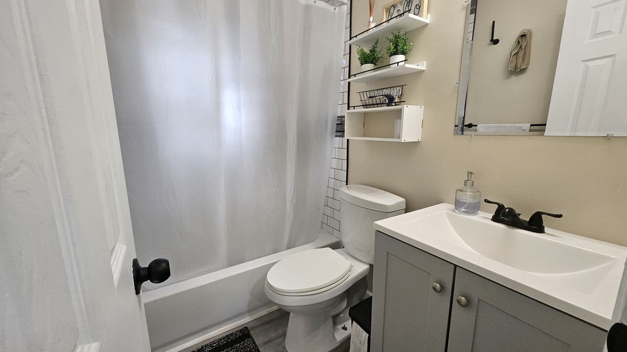 Photo of Bathroom in Lovington