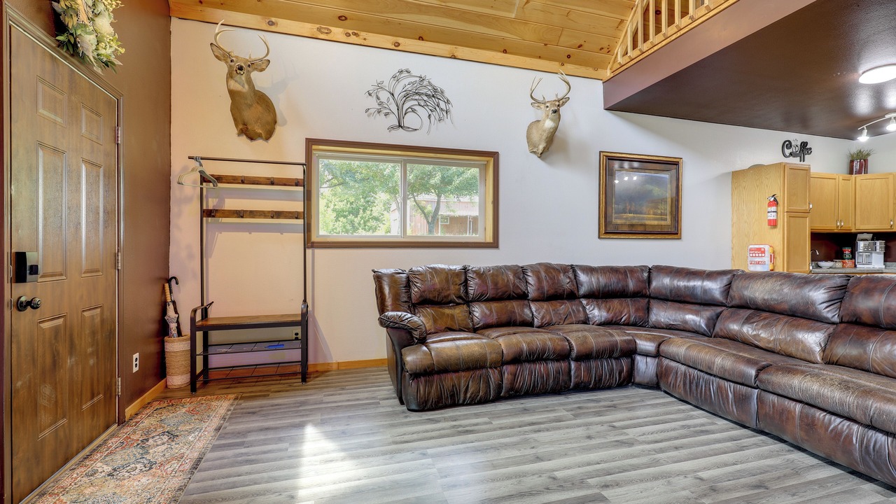 Photo of Livingroom in Fairport