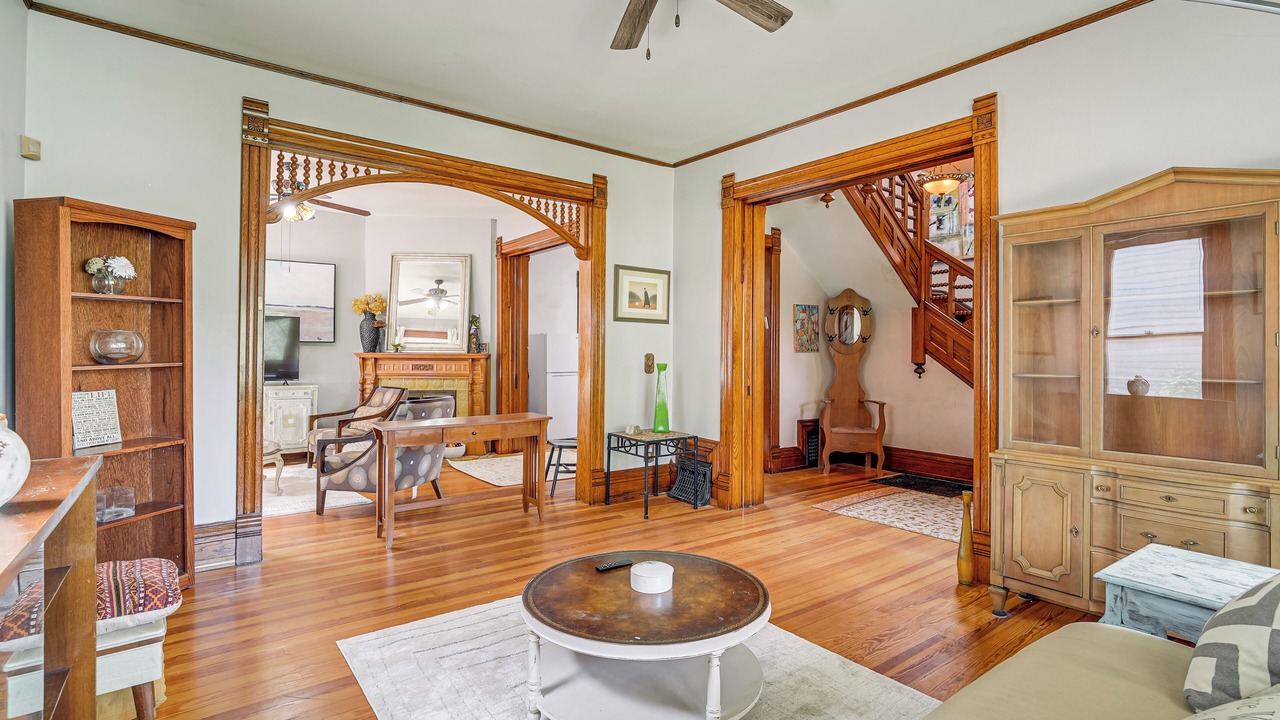 Photo of Livingroom in Southeast Omaha