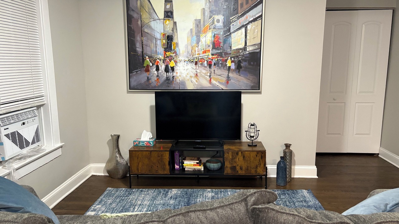 Photo of Livingroom in Rogers Park