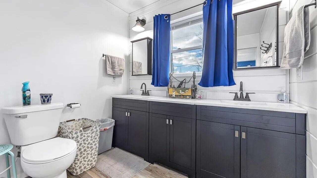 Photo of Bathroom in Oconto
