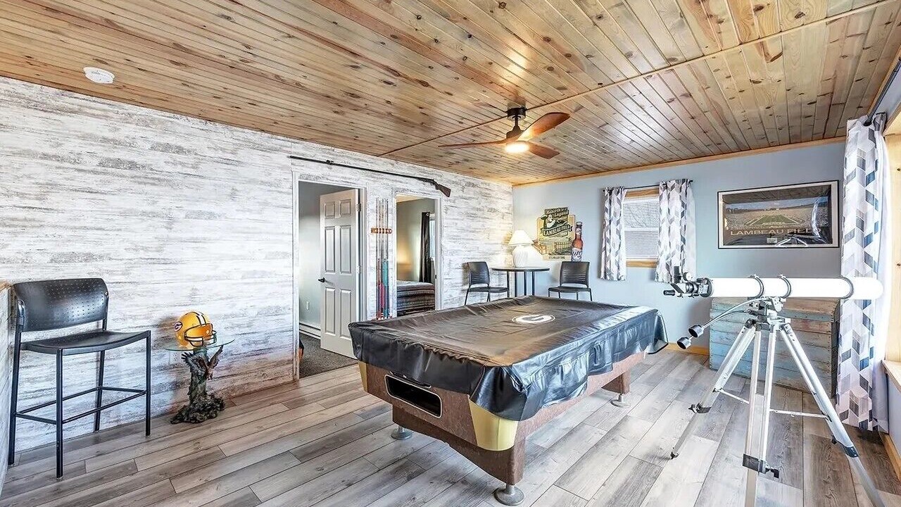 Photo of Bedroom in Oconto