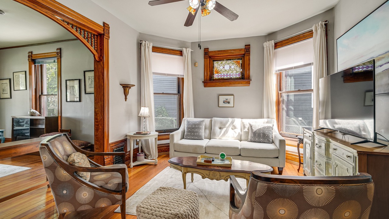 Photo of Livingroom in Downtown Omaha