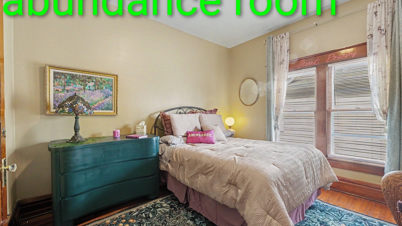 Photo of Bedroom in Champaign