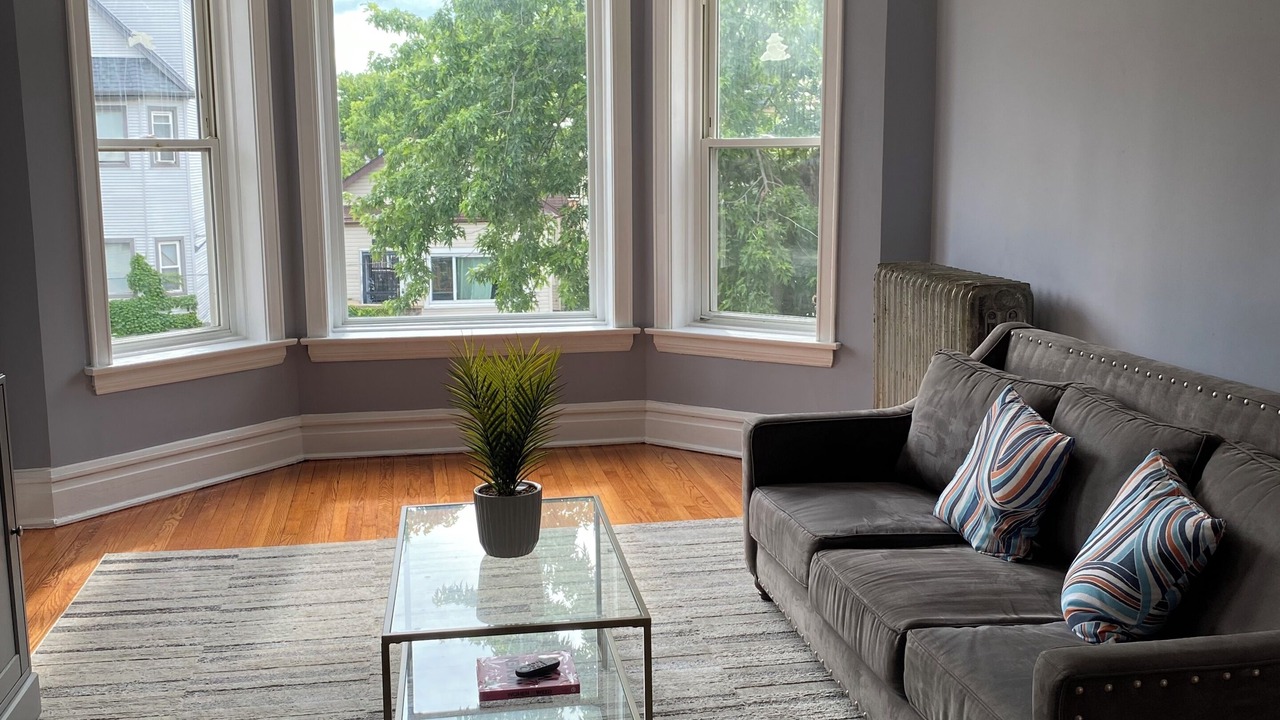 Photo of Livingroom in Greater Grand Crossing