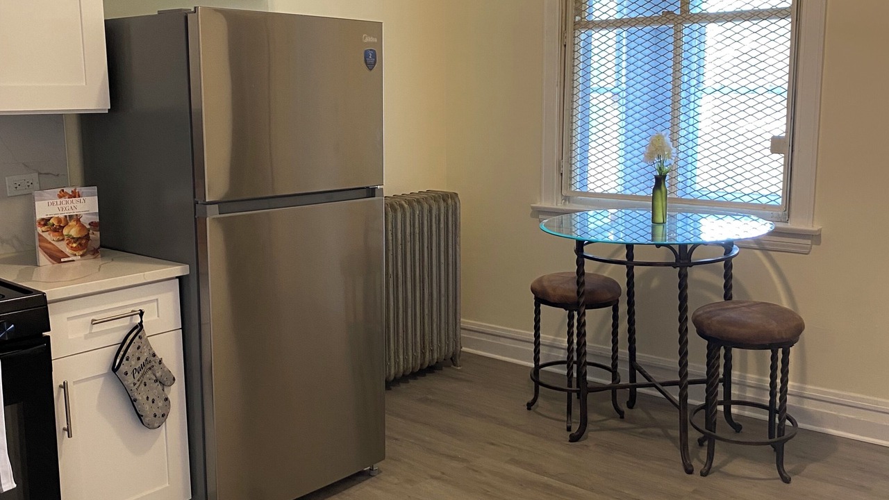 Photo of Kitchen in Greater Grand Crossing