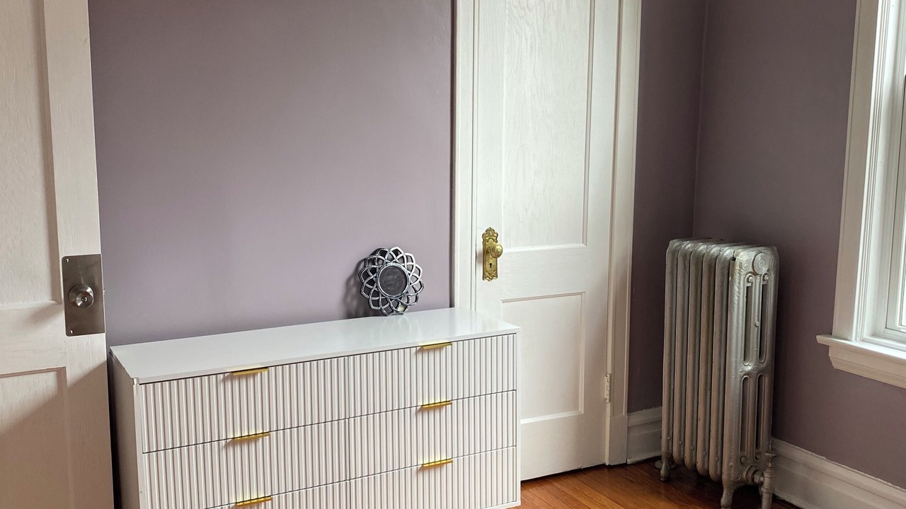 Photo of Bedroom in Greater Grand Crossing