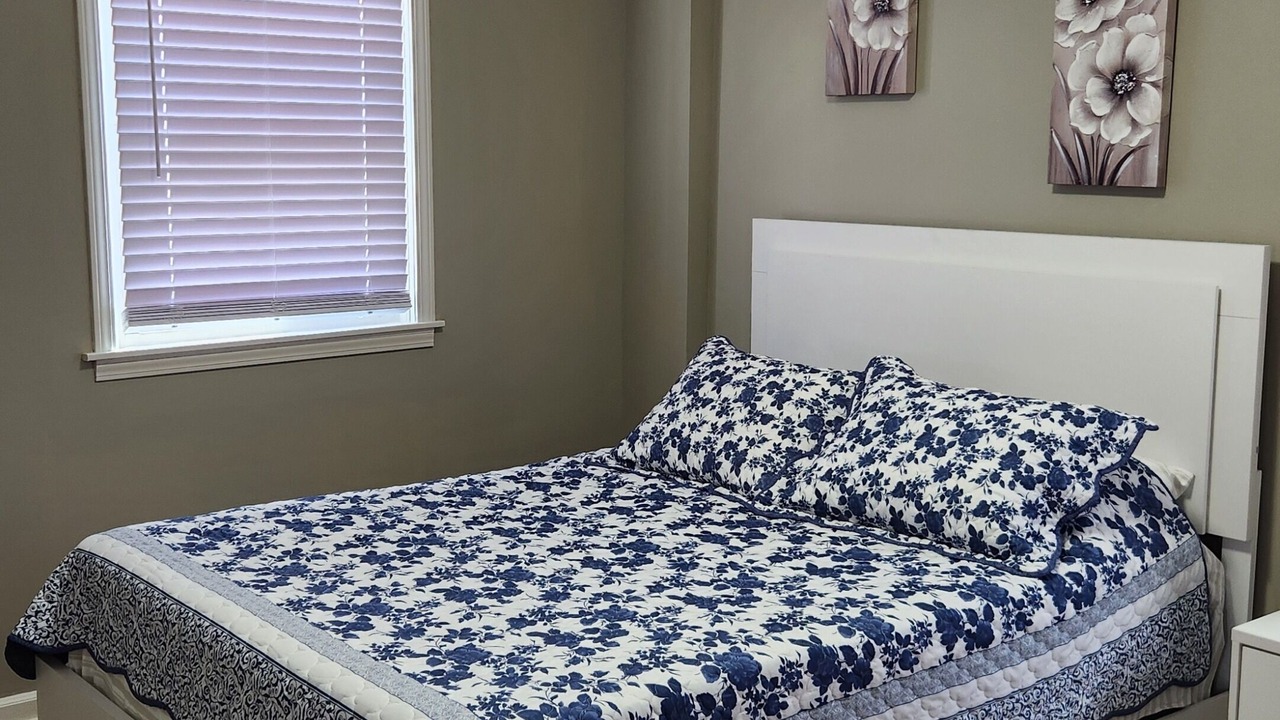 Photo of Bedroom in Clearing