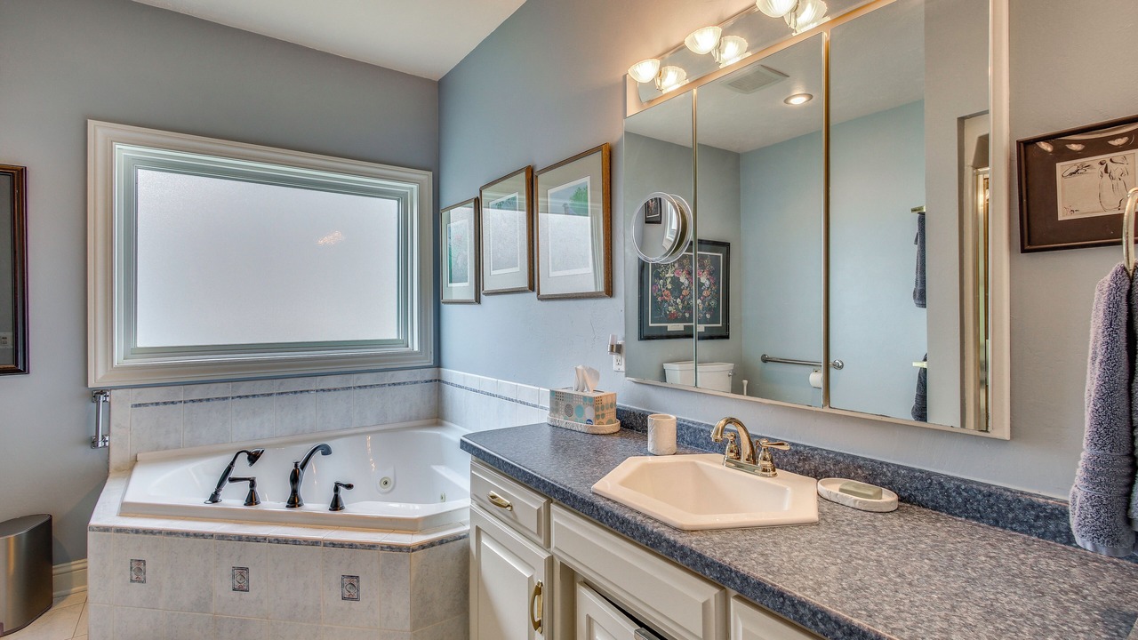 Photo of Bathroom in Kewaunee County
