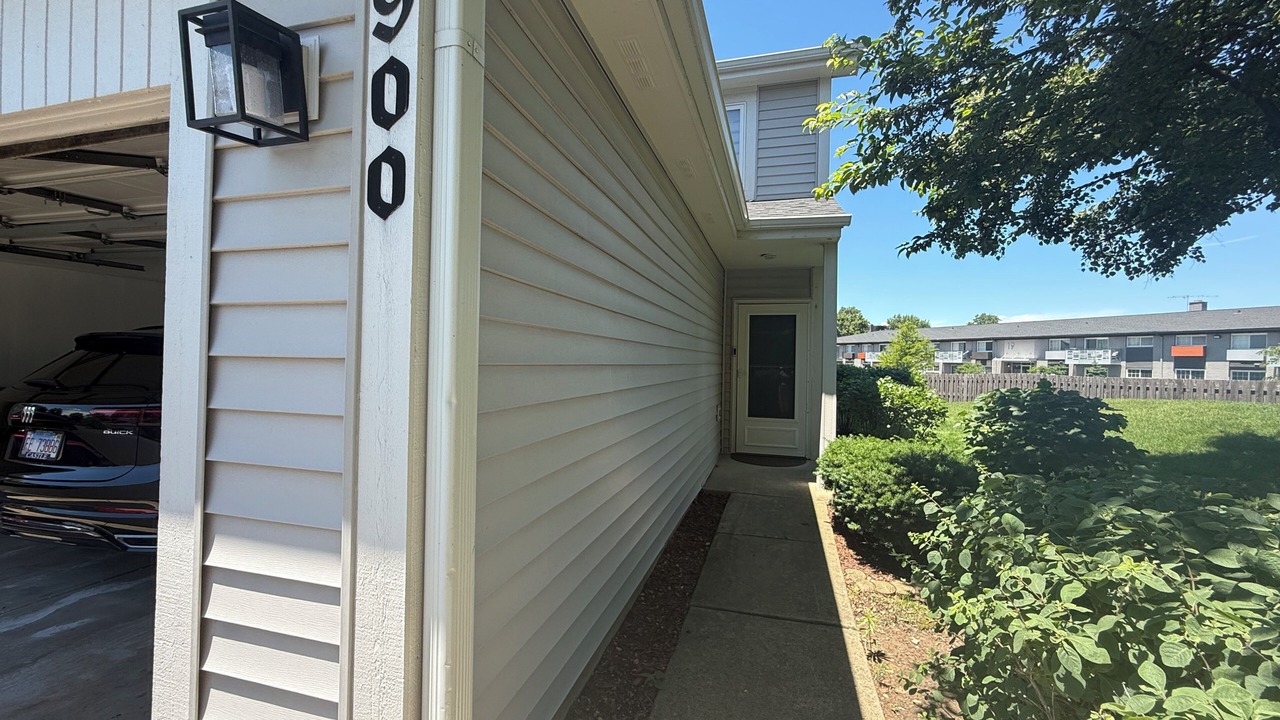 Photo of Outdoor in Westmont