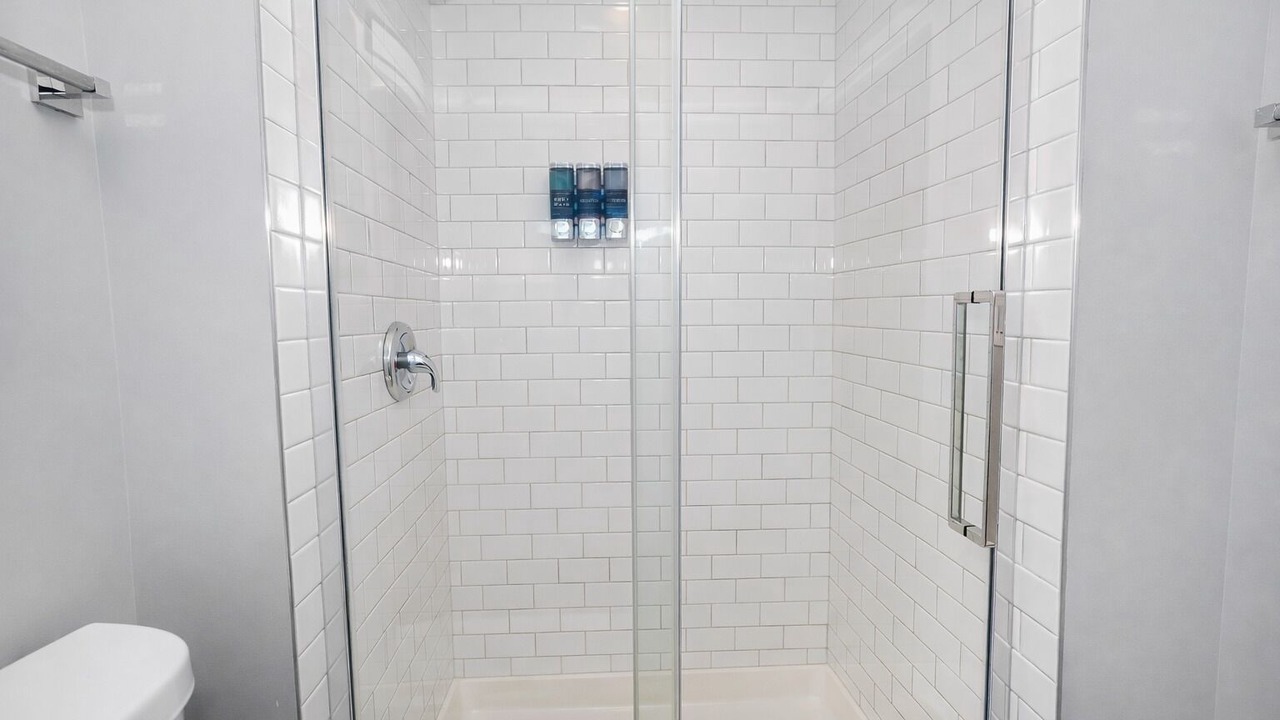 Photo of Bathroom in Edgewater