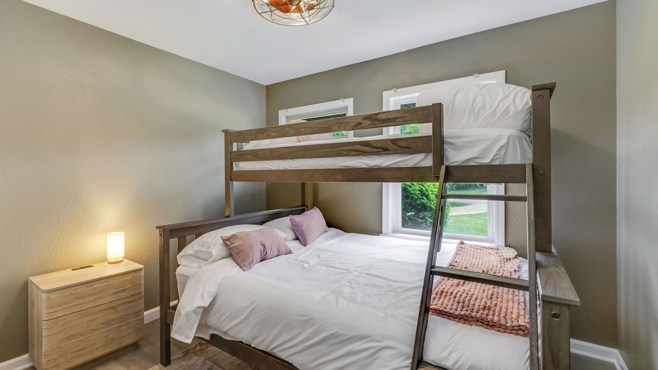 Photo of Bedroom in Glendale