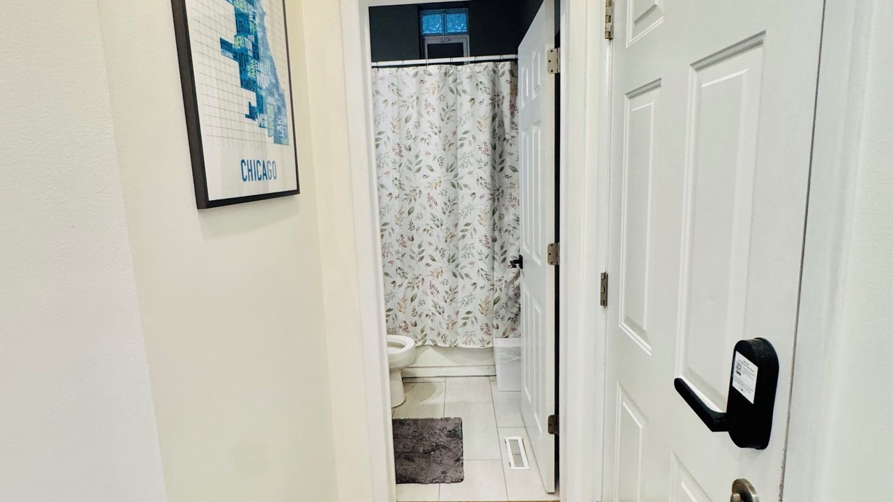 Photo of Bathroom in Wicker Park