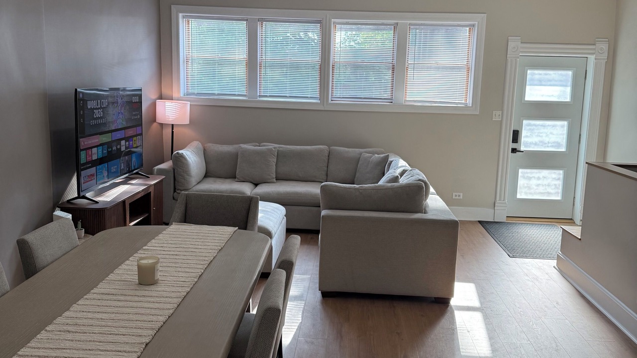 Photo of Livingroom in Lower West Side