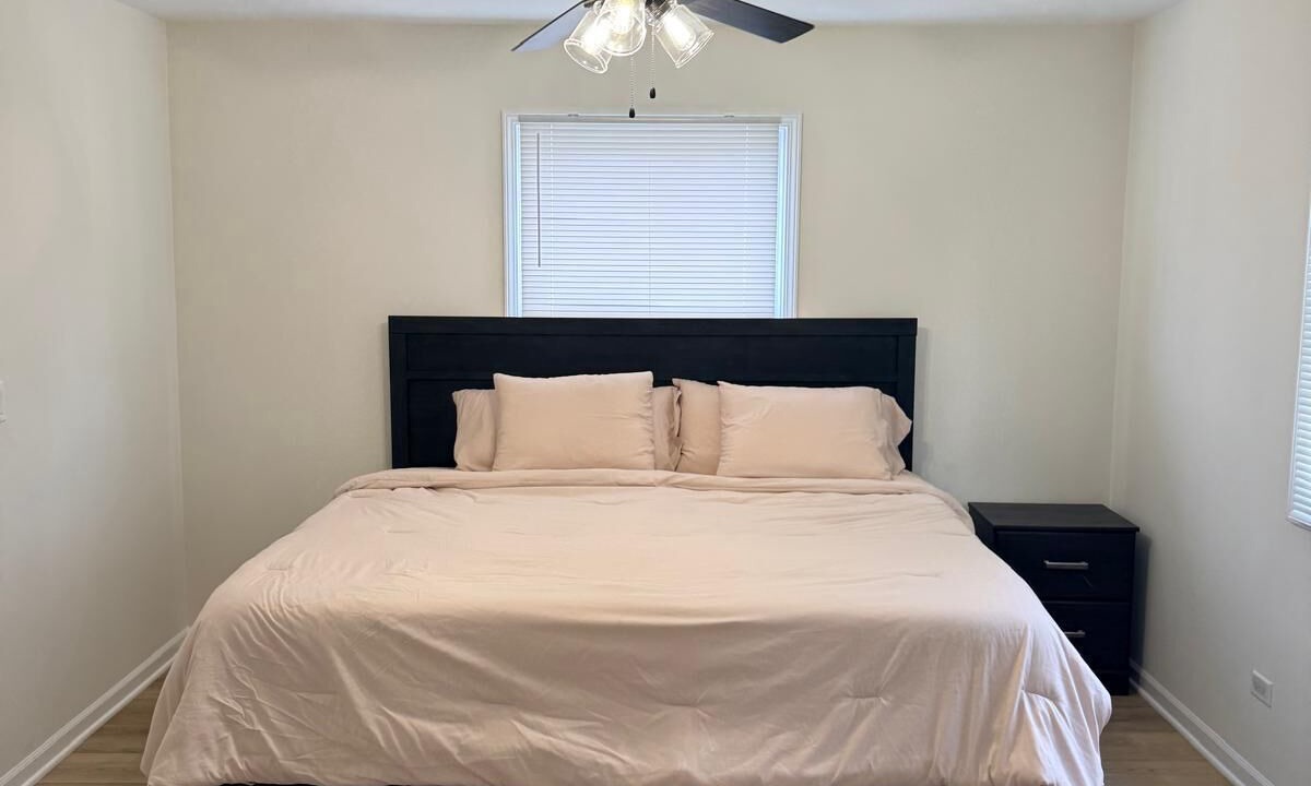 Photo of Bedroom in Aurora