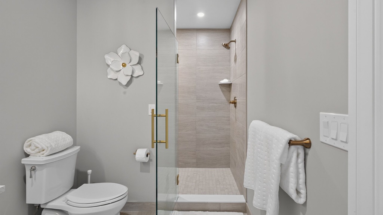 Photo of Bathroom in Bay Harbor
