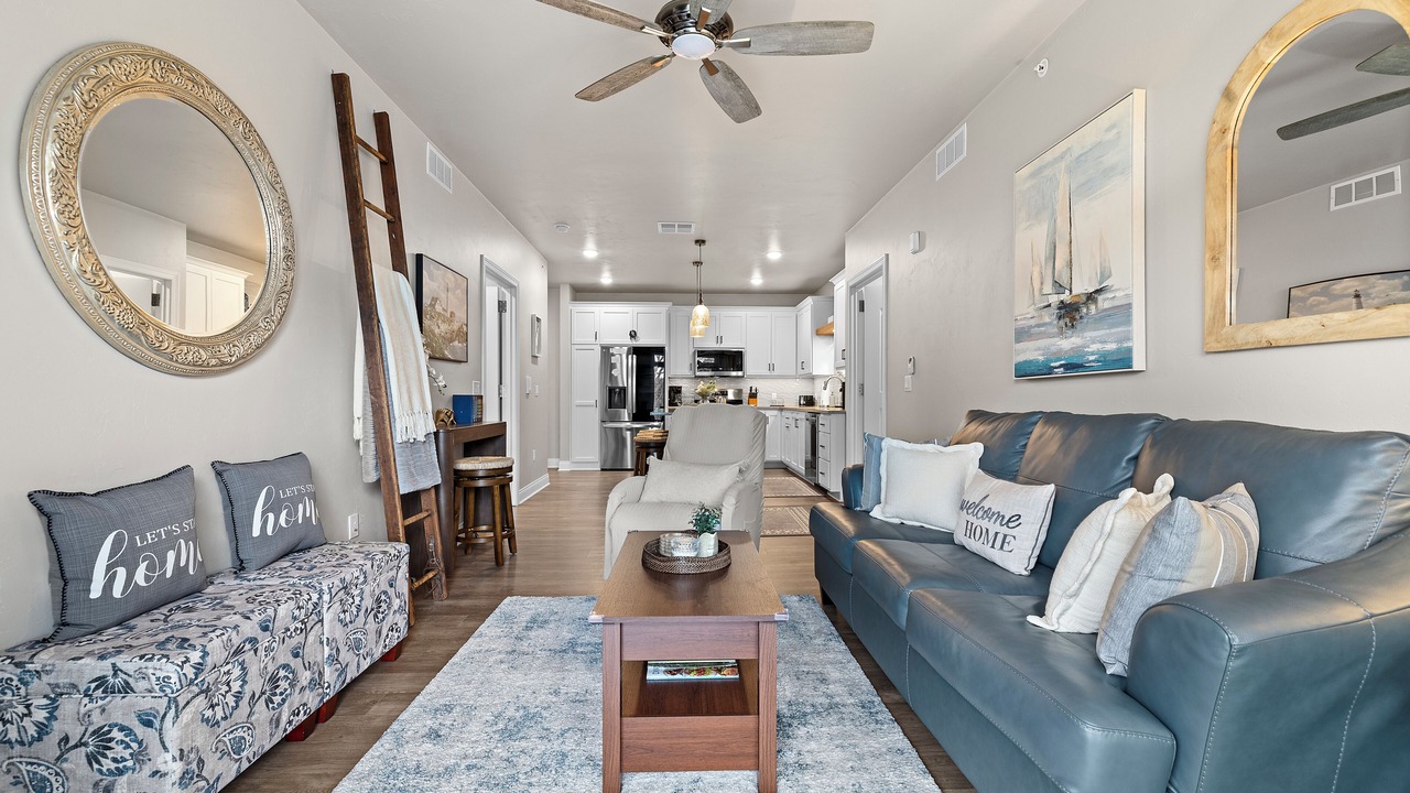 Photo of Livingroom in Egg Harbor