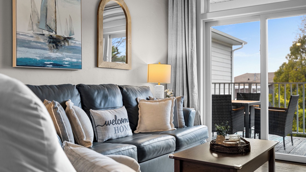 Photo of Livingroom in Egg Harbor
