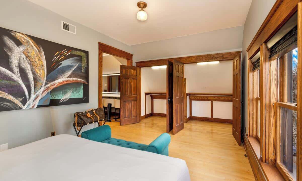 Photo of Bedroom in Brewers Hill