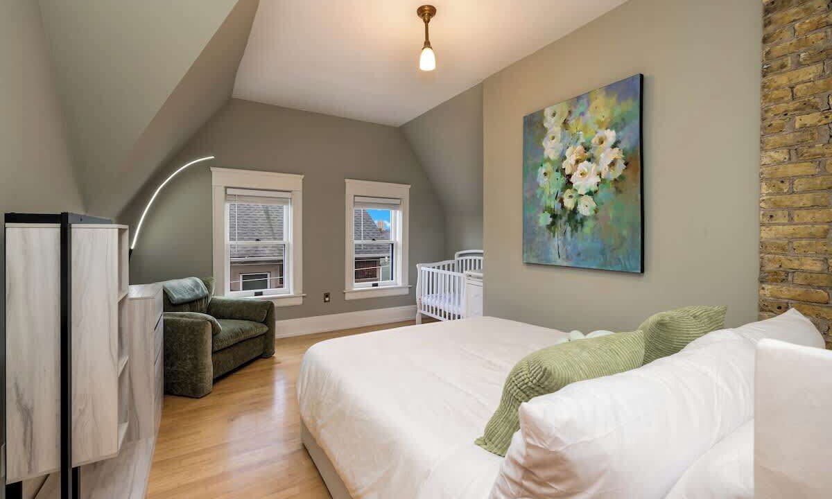 Photo of Bedroom in Brewers Hill
