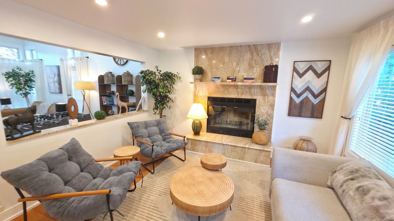 Photo of Livingroom in Waukegan