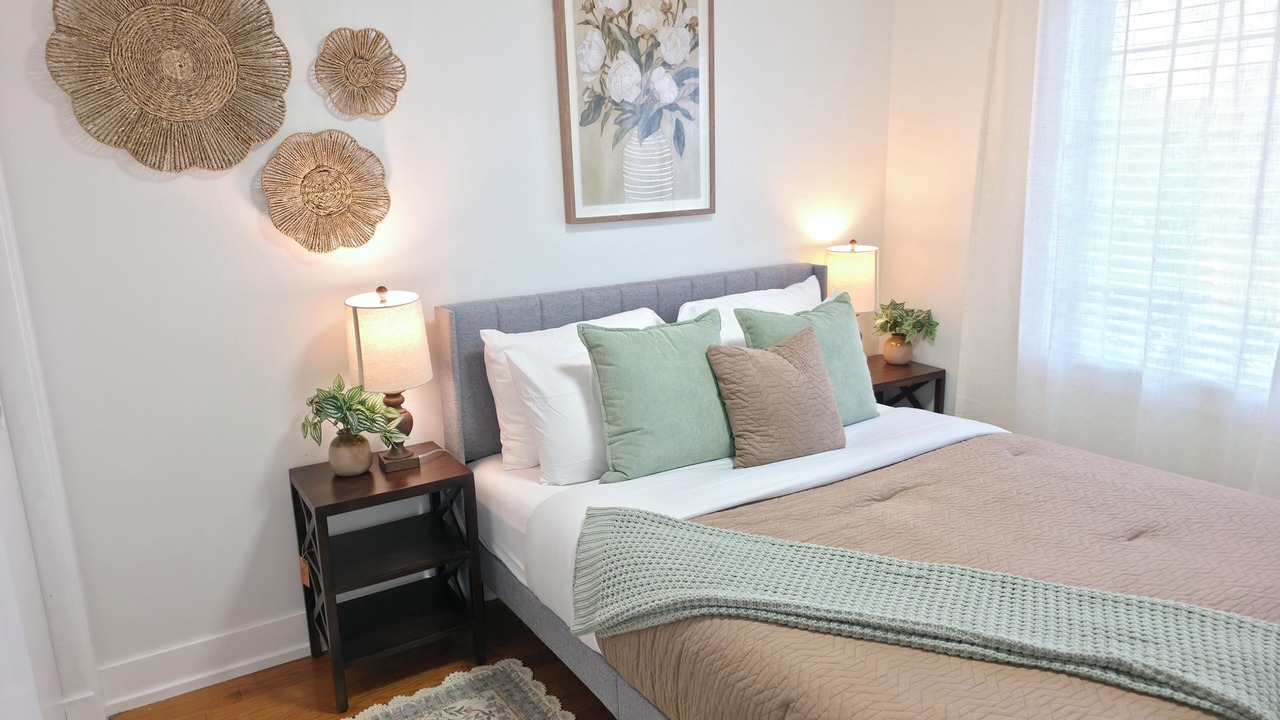 Photo of Bedroom in Waukegan