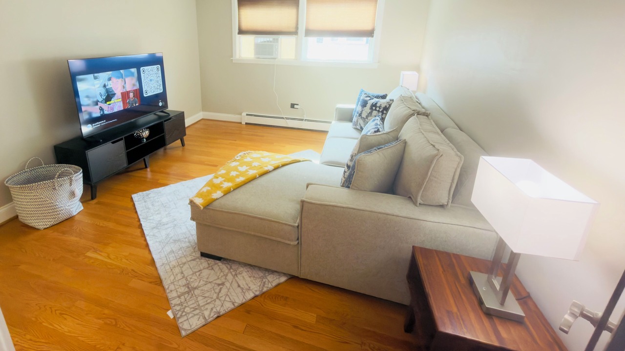 Photo of Livingroom in O'Hare