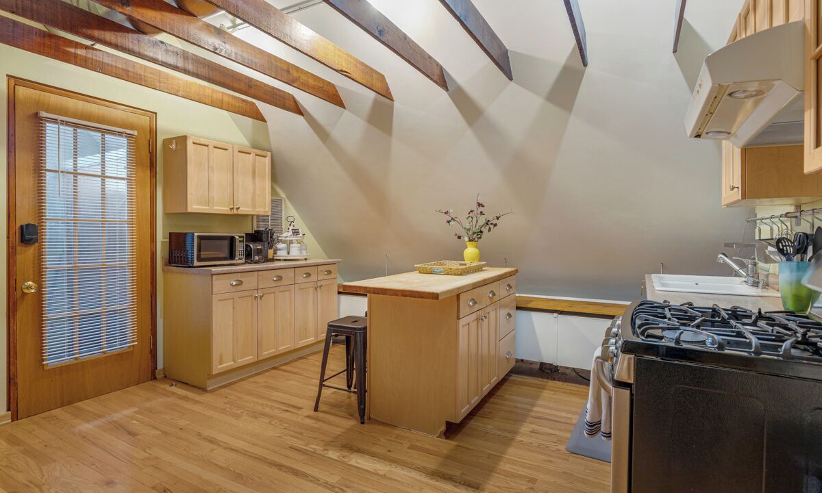 Photo of Kitchen in Wrigleyville