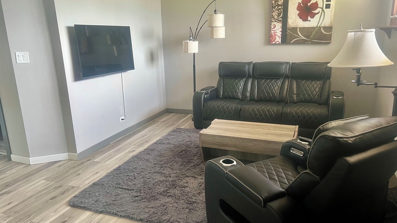 Photo of Livingroom in Hazel Green