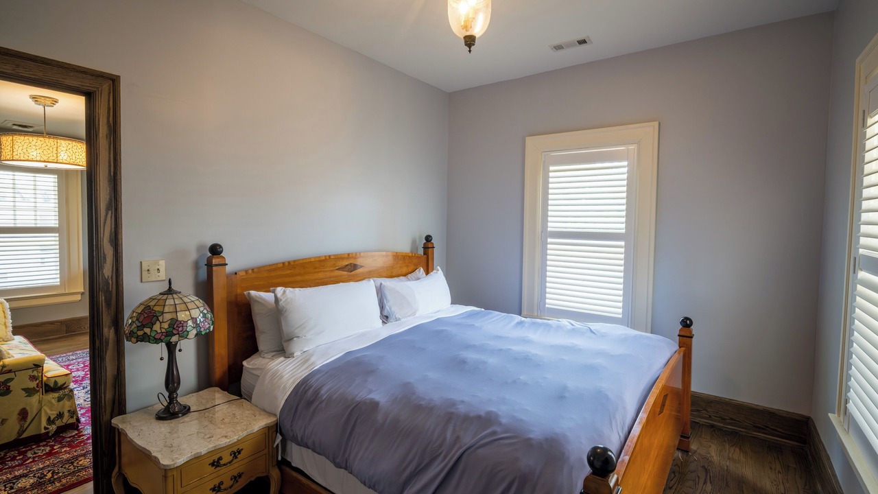 Photo of Bedroom in Detroit