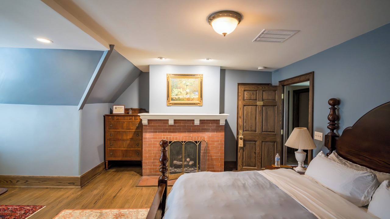 Photo of Bedroom in Detroit