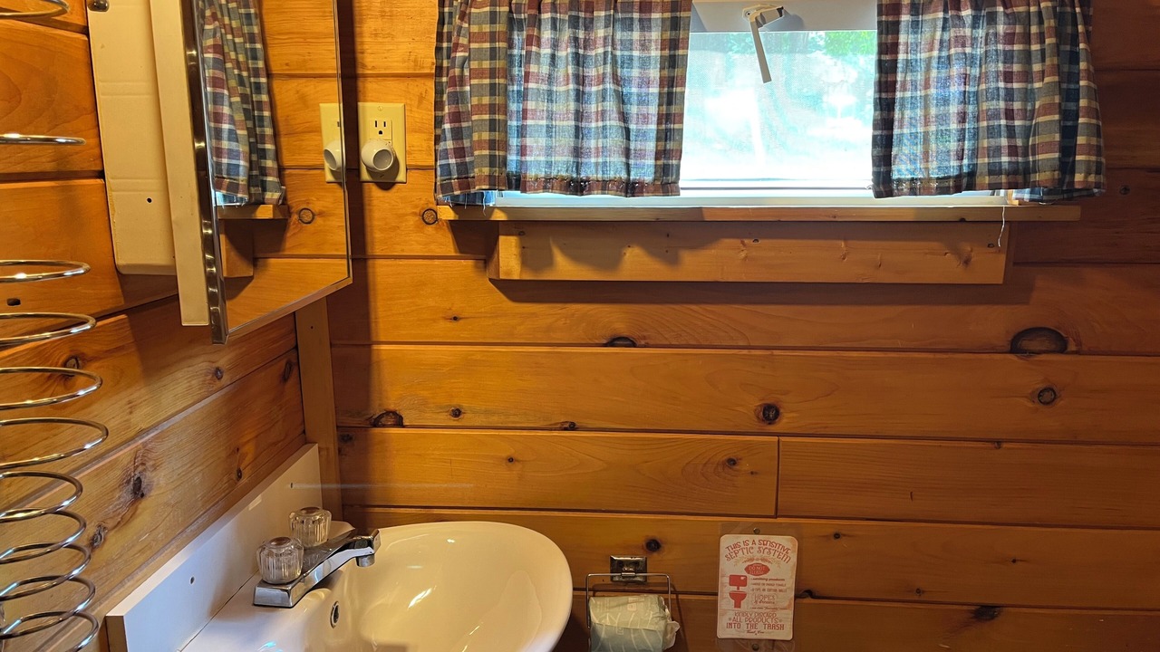 Photo of Bathroom in Lac La Belle