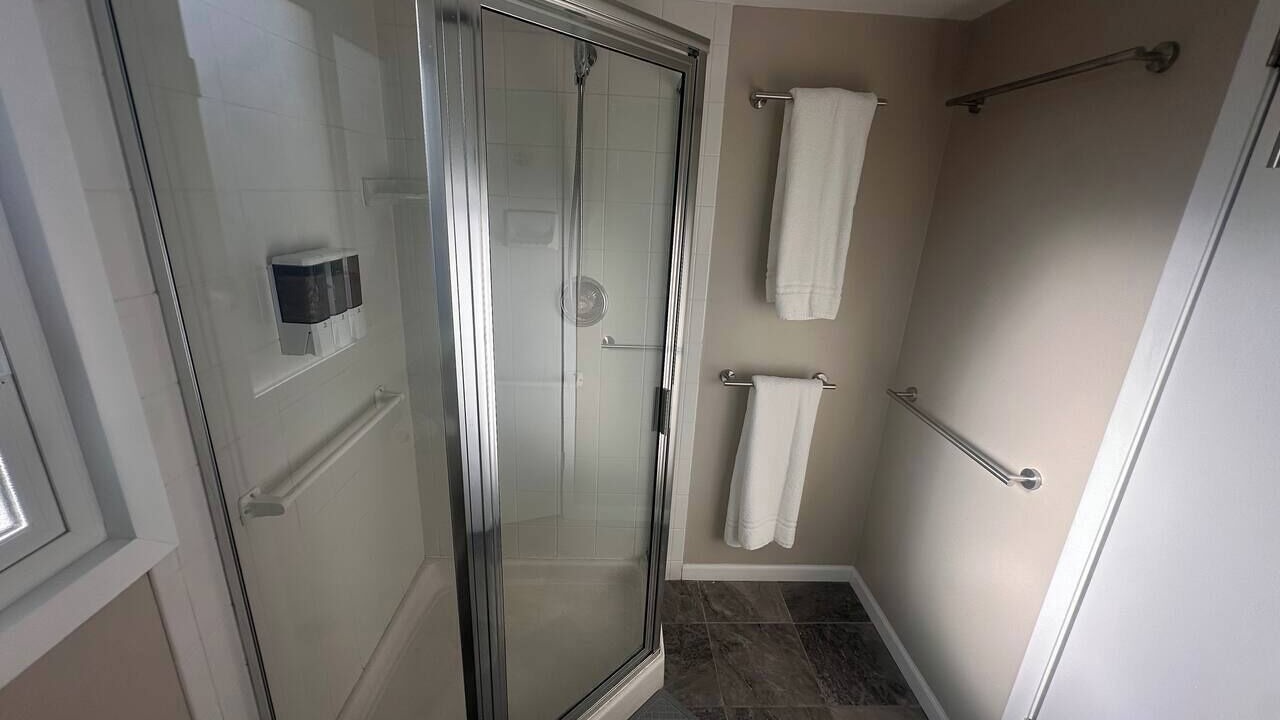 Photo of Bathroom in Waukegan