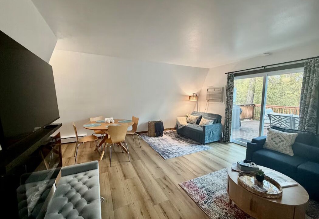 Photo of Livingroom in Friendship
