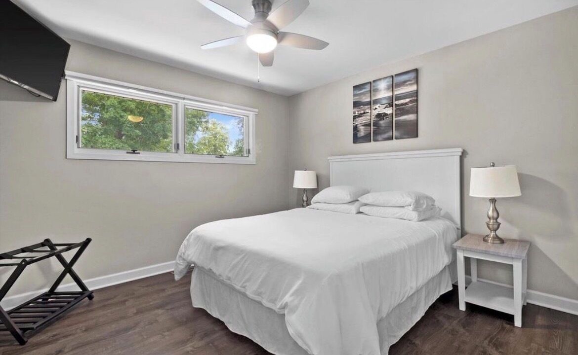 Photo of Bedroom in Williams Bay