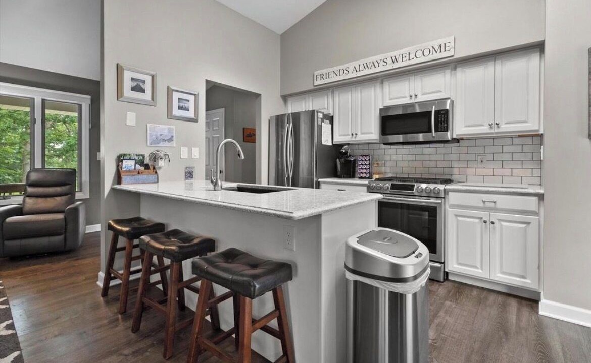 Photo of Kitchen in Williams Bay