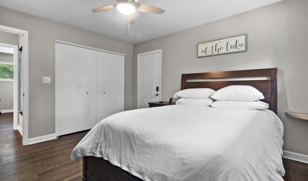 Photo of Bedroom in Williams Bay