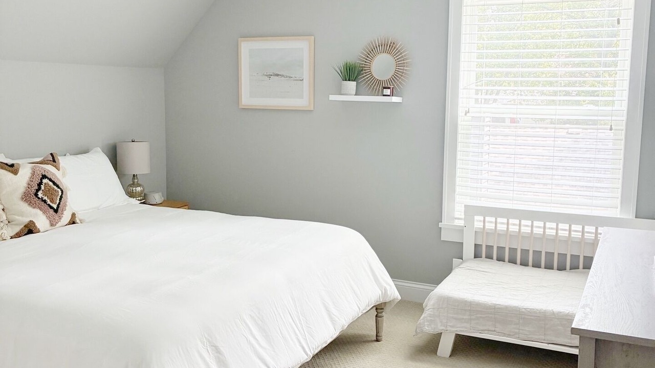 Photo of Bedroom in Delavan Lake