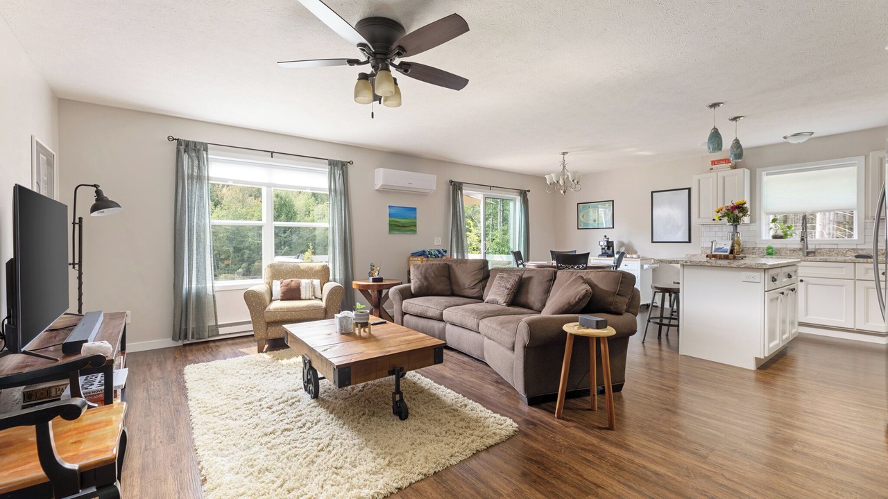 Photo of Livingroom in Interlochen