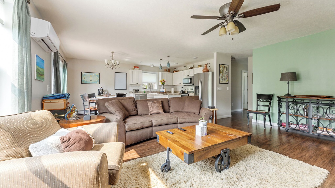 Photo of Livingroom in Interlochen