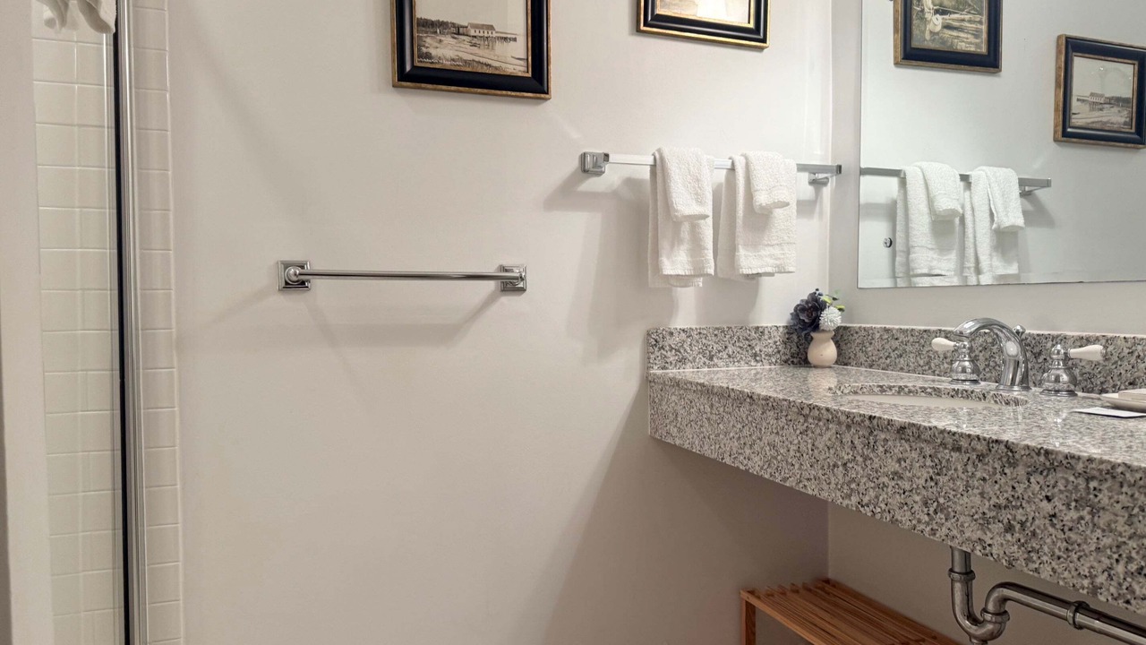 Photo of Bathroom in Bay Harbor
