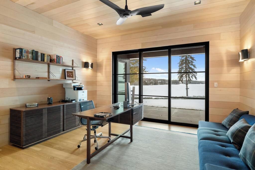Photo of Livingroom in Bay Harbor
