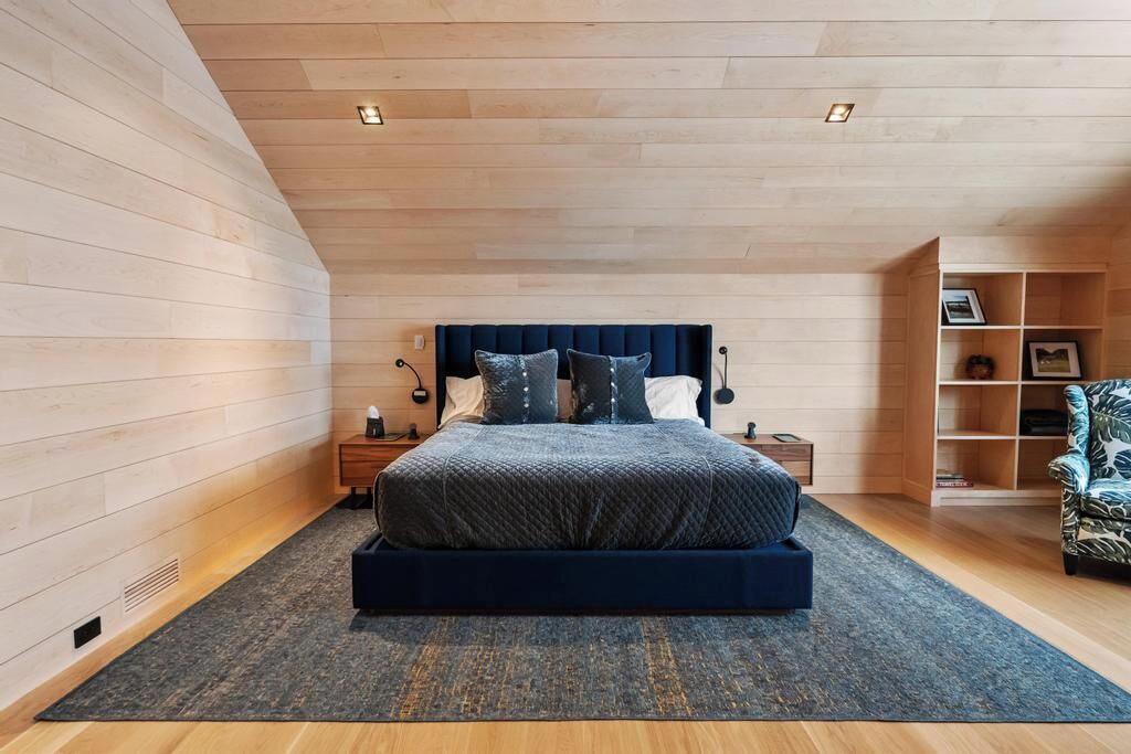 Photo of Bedroom in Bay Harbor